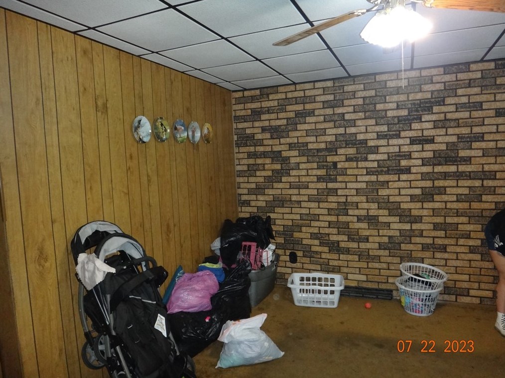 8 N Wayne St, New Castle, PA 16102