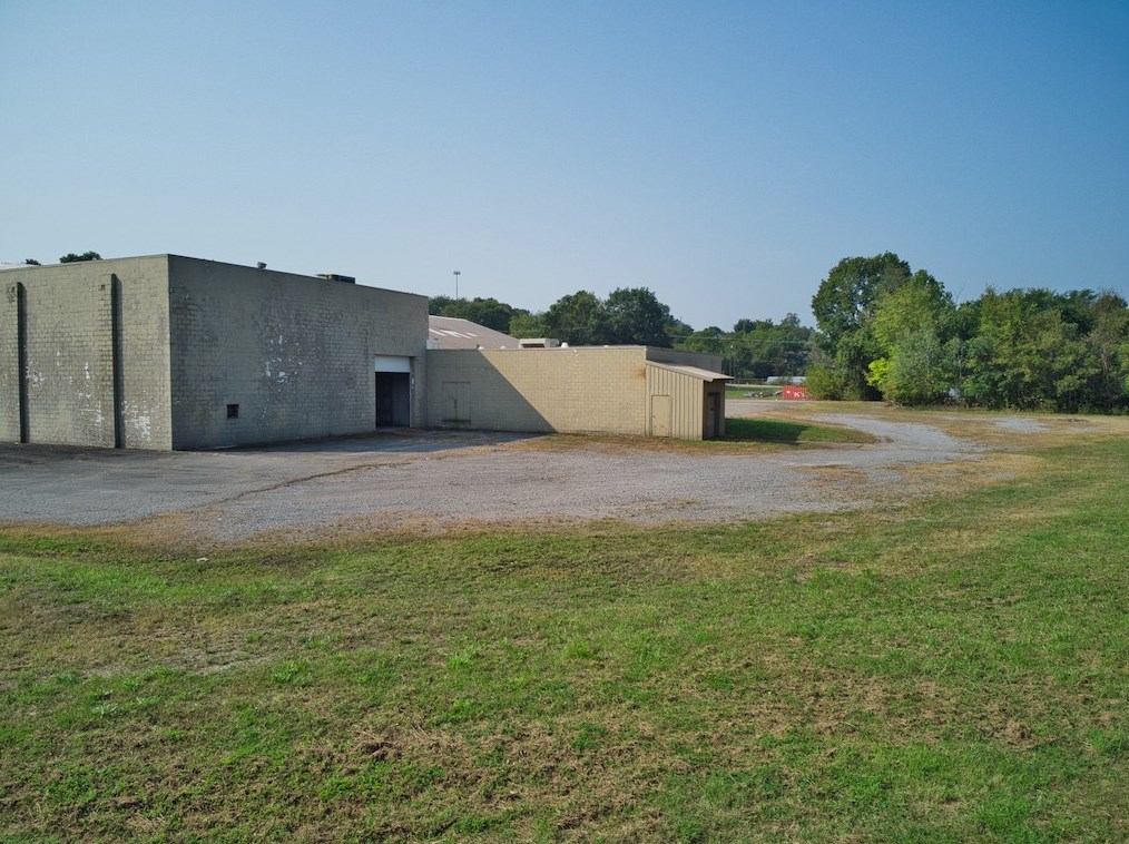 115 E High Street Ext, Hermitage, PA 16150