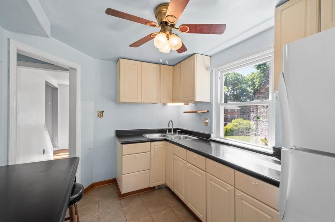 4680 Echo Glen Dr, Pittsburgh PA  15236-4826 exterior