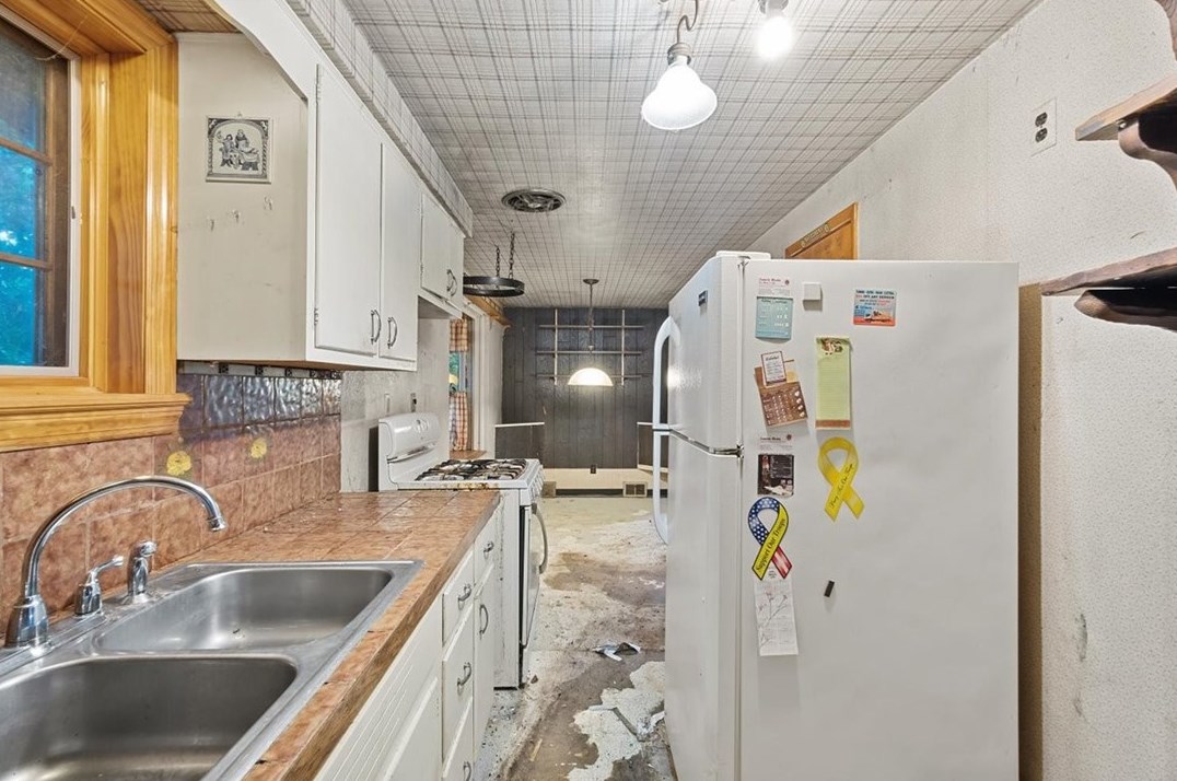 251 Foster Rd, North Versailles, PA 15137 MLS 1616287 Coldwell Banker