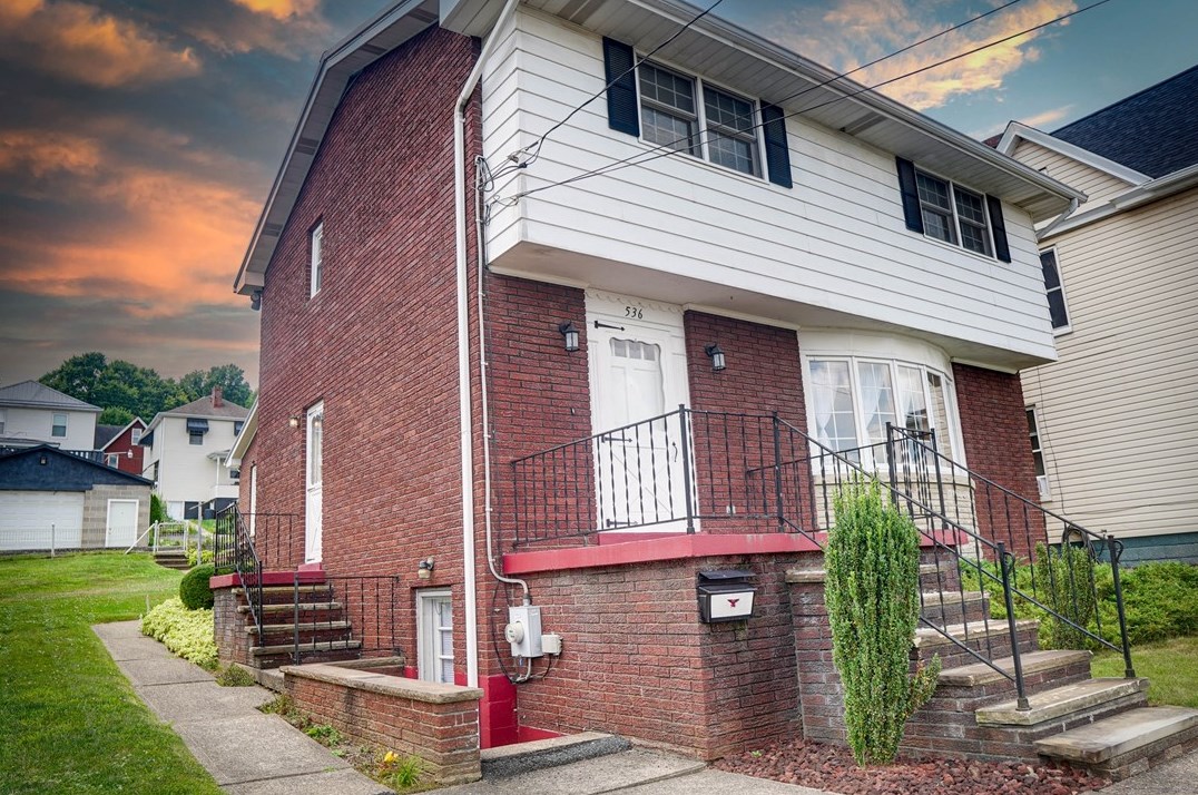 536 Center Ave, North Charleroi, PA 15022