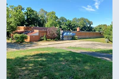 200 Penn School, Pittsburgh, PA 15147 - Photo 1