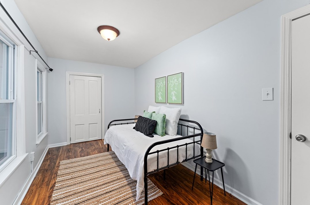 3950 Howley St, Pittsburgh PA 15224-1418 exterior