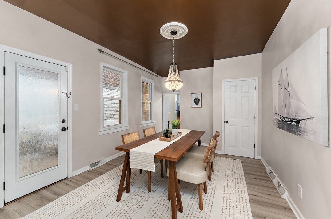 3950 Howley St, Pittsburgh PA 15224-1418 exterior