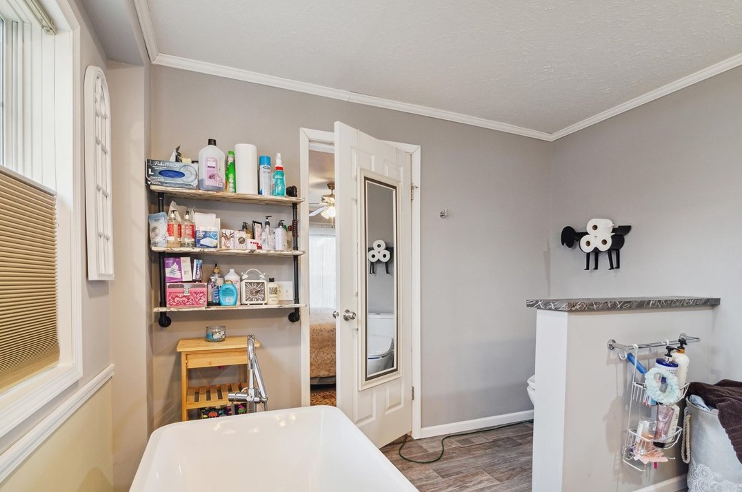 203 Chatham Cir, Freedom PA 15042-9708 exterior