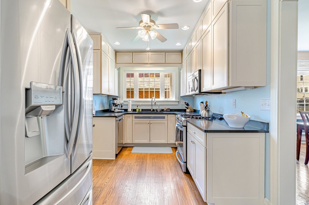 293 7th St, Indiana PA 15701-2906 exterior