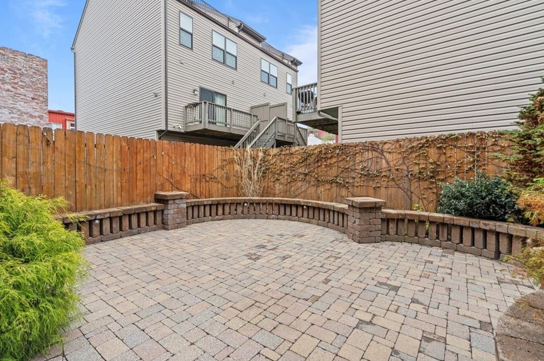 1302 Sarah St, Pittsburgh, PA 15203