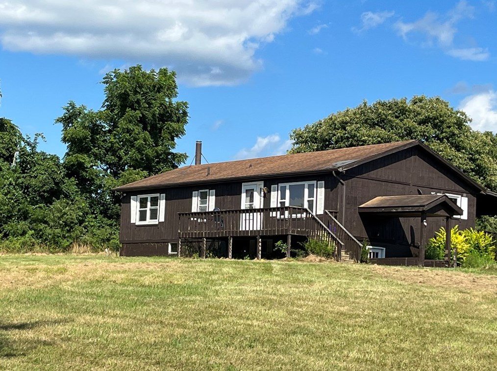 219 Hull Run Rd, Waynesburg, PA 15370-2692