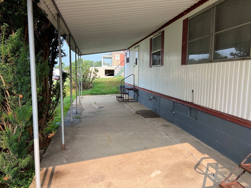 2112 Belmont Ave, Washington, PA 15301