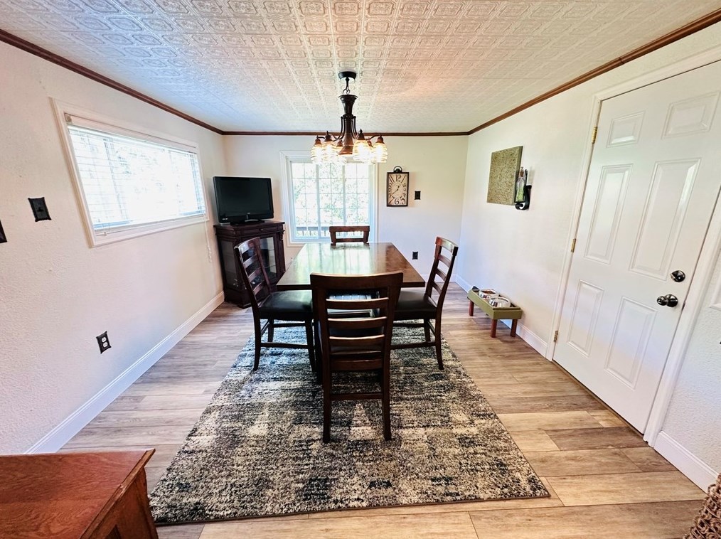 913 Wylie Ave, Washington PA 15301-1629 exterior