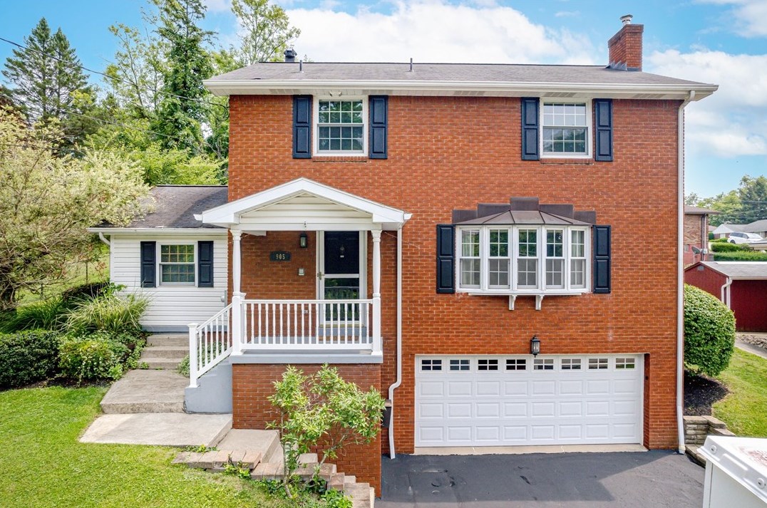 905 Lombard St, North Huntingdon, PA 15642-3728