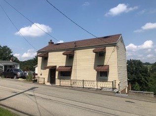 10385 Lilac St, North Huntingdon, PA 15642
