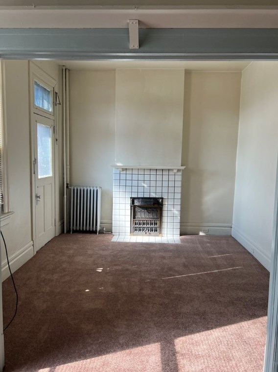 41 Morgantown St #4, Oliphant Furnace, PA 15401