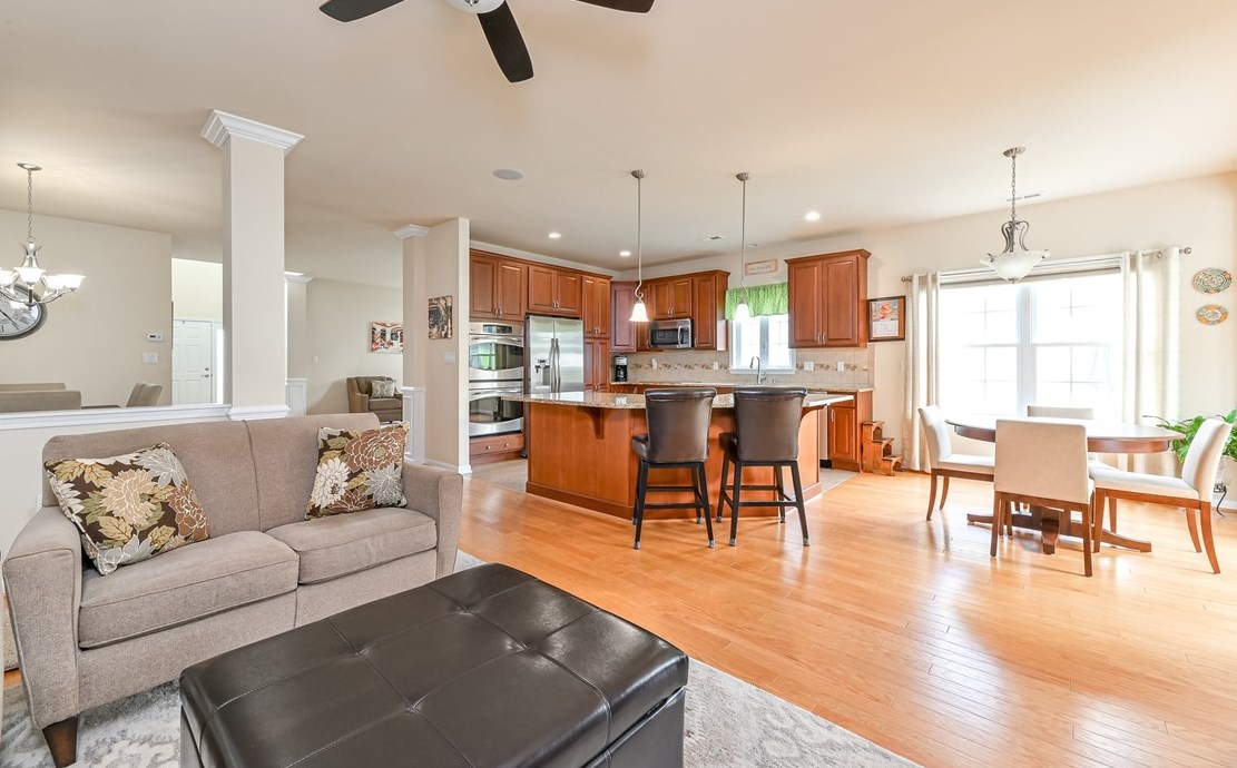 264 Patriot Ln, Freedom, PA 15042-2677