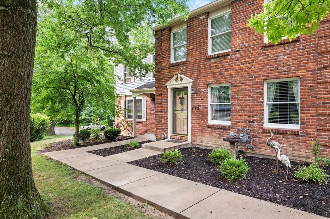 115 Grouse Ct, Venetia, PA 15367-1105