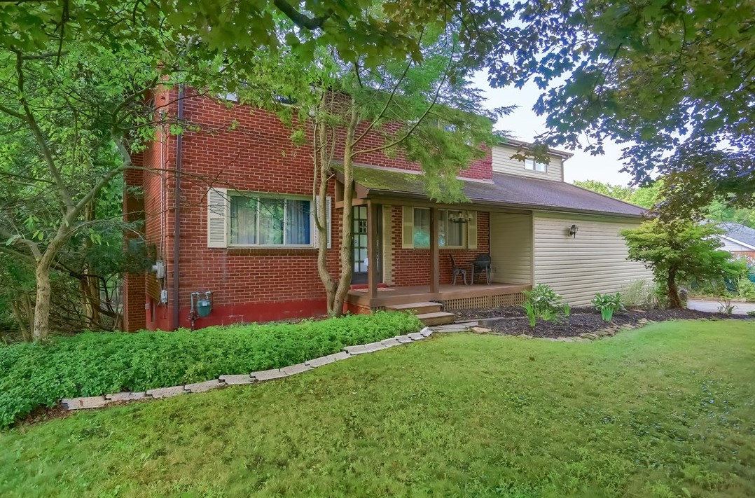 3907 Shepard Rd, Gibsonia, PA 15044