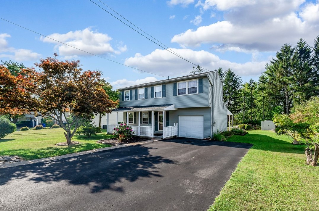125 Cornell Dr, Butler, PA 16001-1722