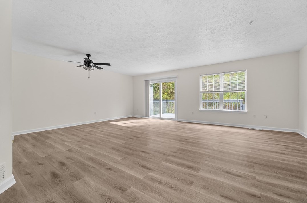 1023 Royal Dr North, Canonsburg, PA 15317