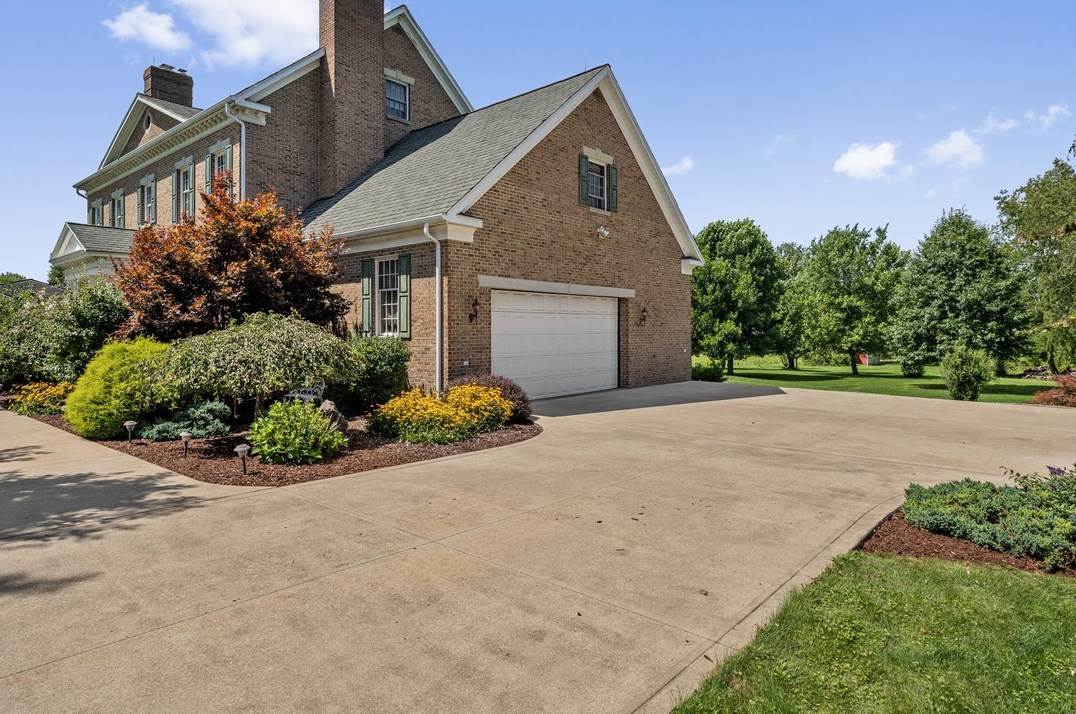 243 Clark Rd, Perryopolis, PA 15473