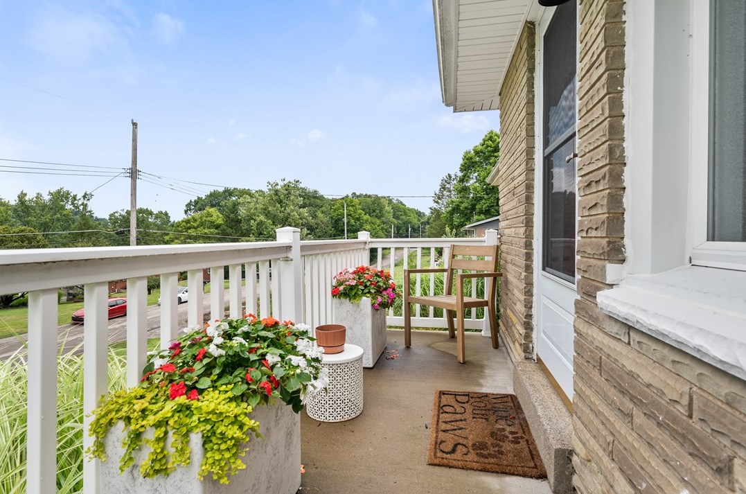509 Edgehill Dr, Gibsonia, PA 15044
