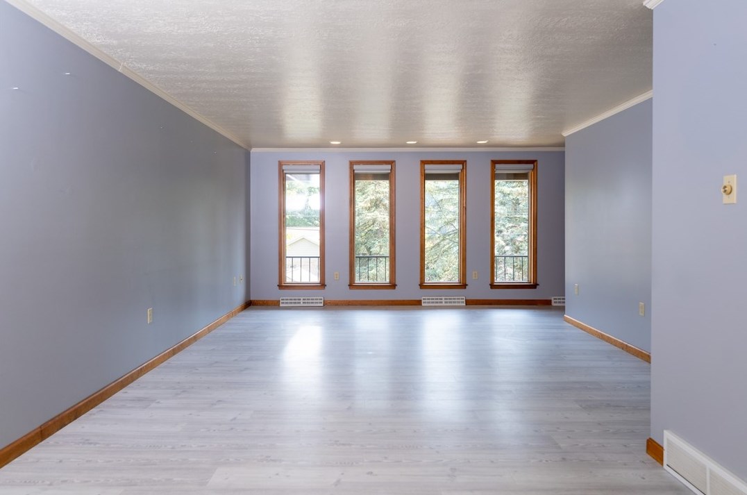 1470 Ohio St, Beaver, PA 15009-2409