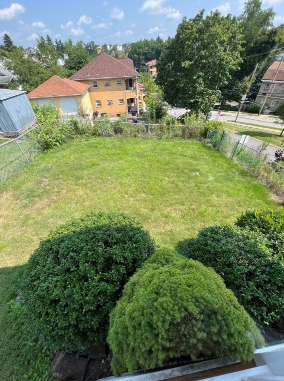 2 Amherst Ave, Pittsburgh PA  15229-1536 exterior