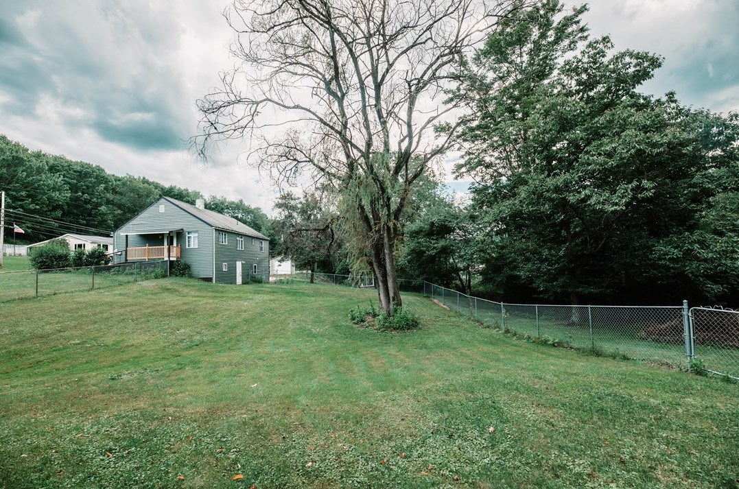 578 Route 110 Hwy, Indiana PA  15701-8581 exterior