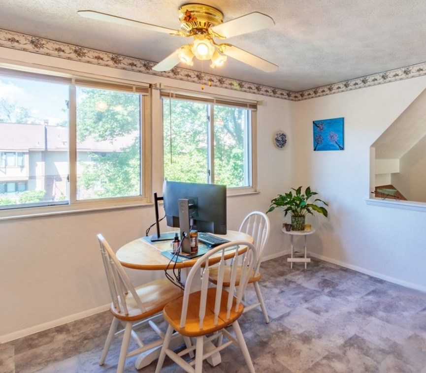 636 Deer Watch Rd, Bridgeville PA  15017-1149 exterior