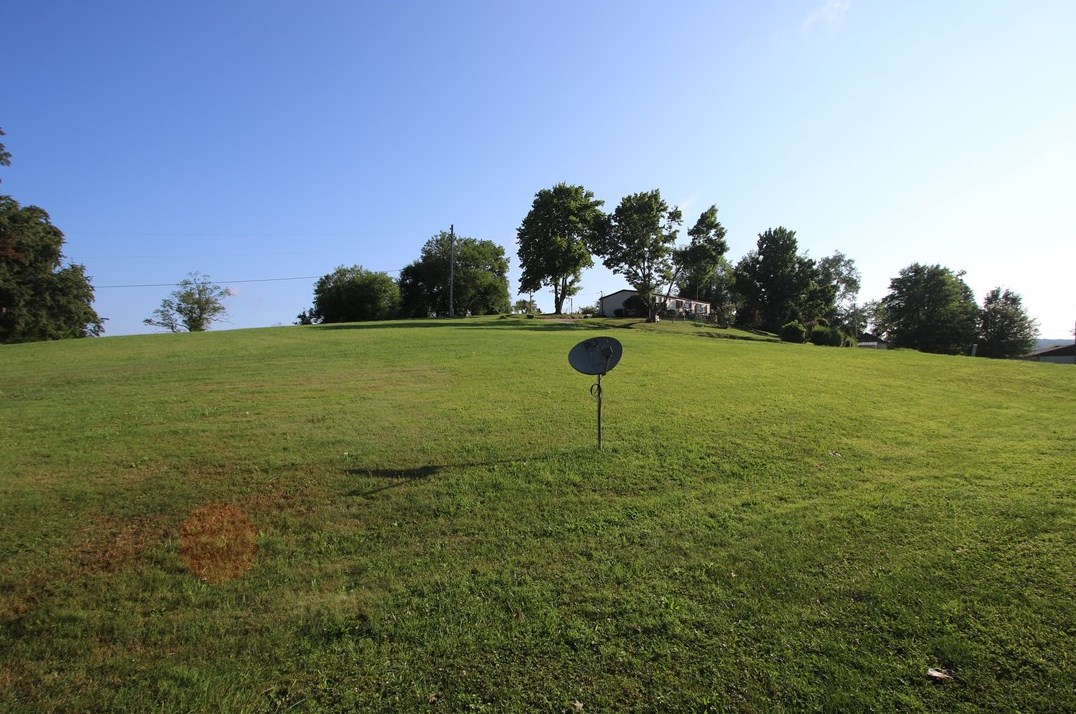 429 Constitution St, Perryopolis PA 15473-5347 exterior