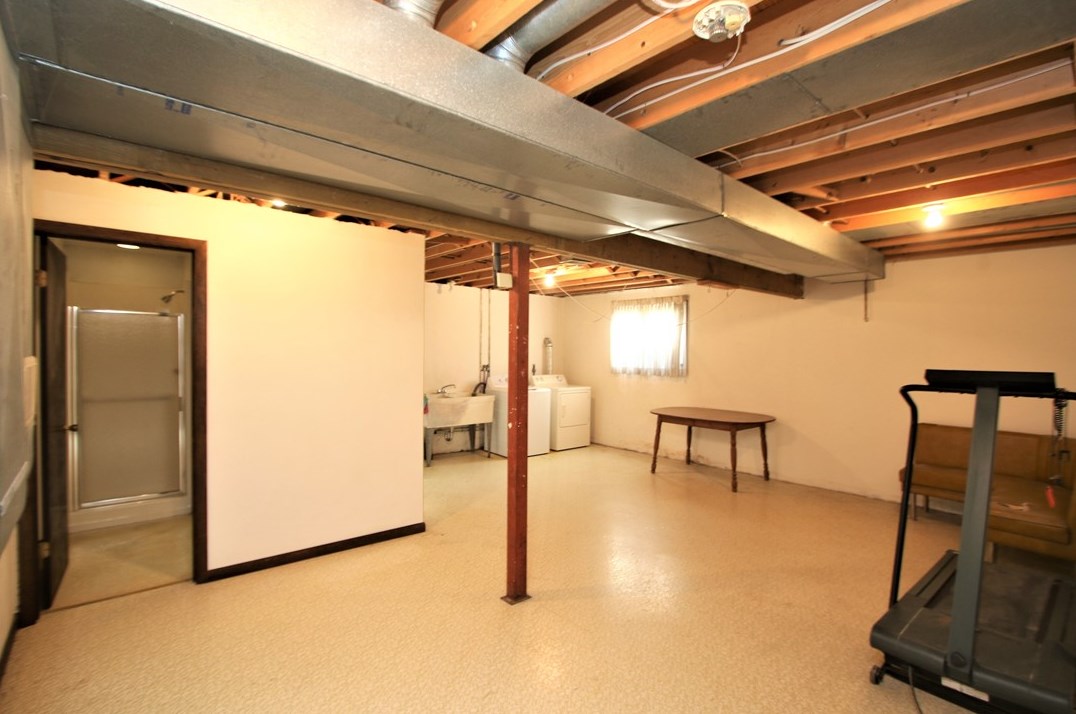 429 Constitution St, Perryopolis PA 15473-5347 exterior