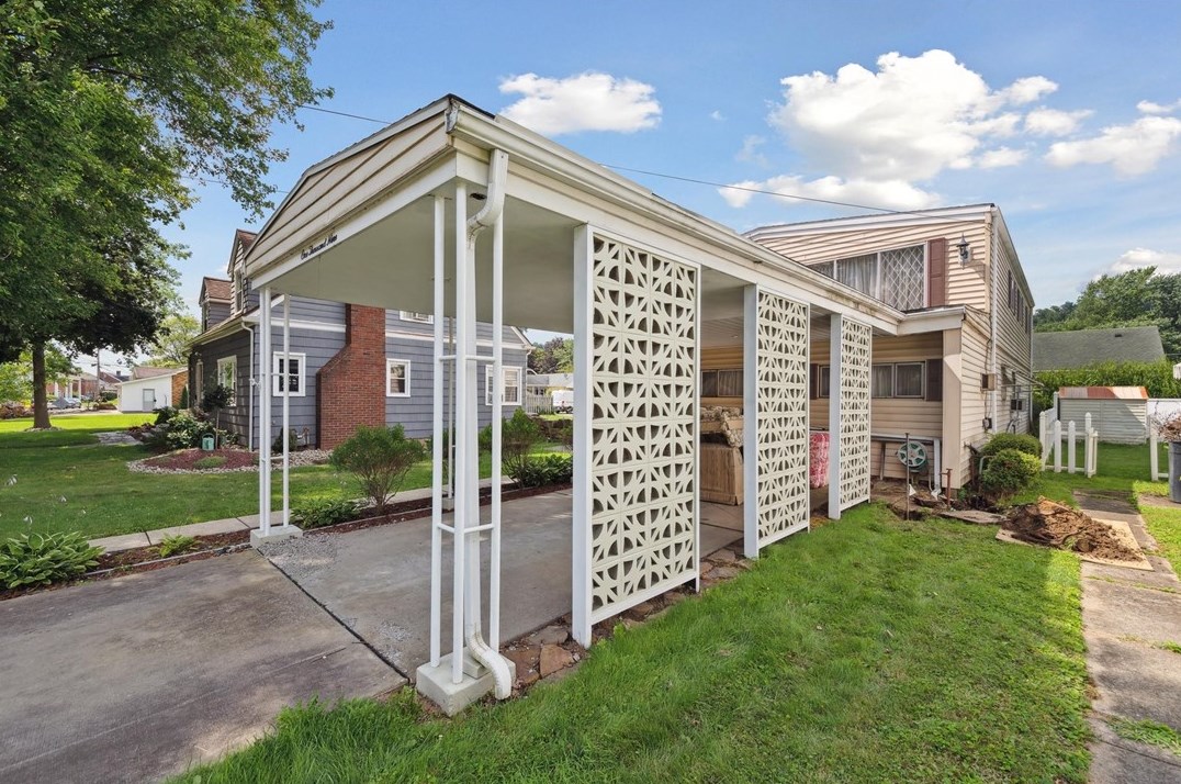 1009 N Mckean St, Kittanning, PA 16201