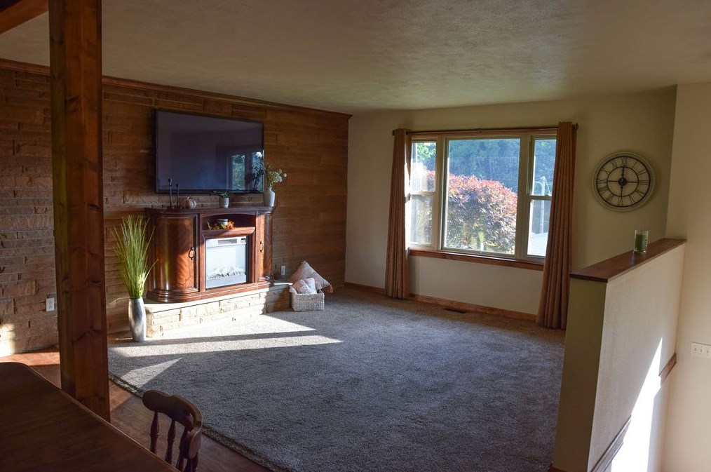 160 Rex Rd, Washington, PA 15301-8748