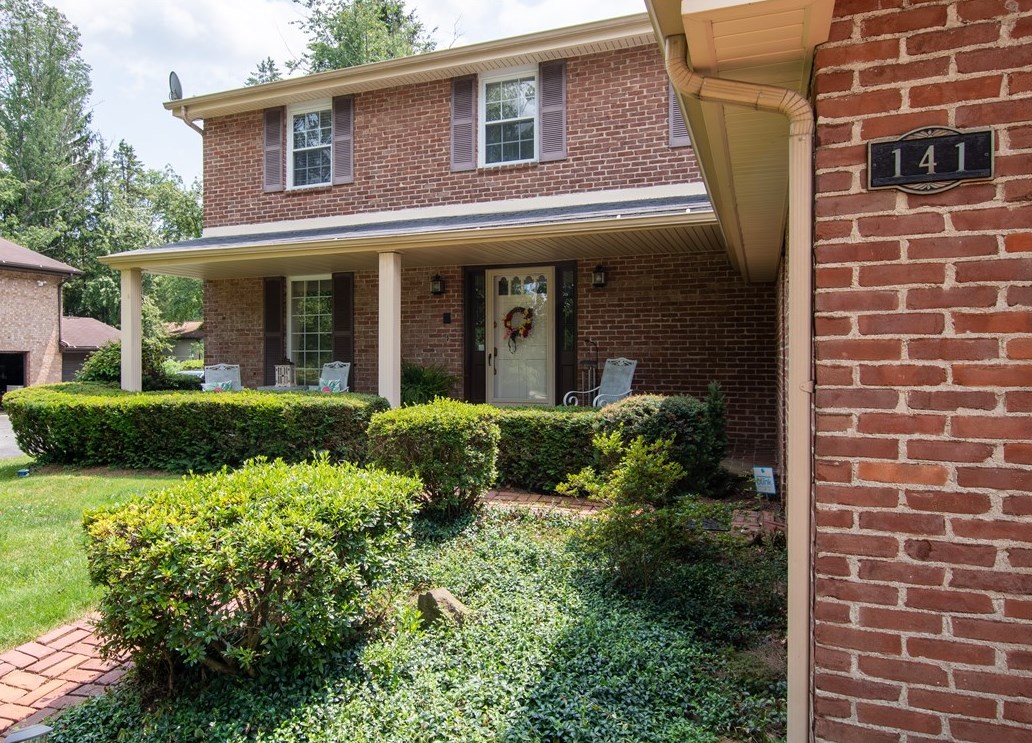 141 Ponderosa Dr, Beaver Falls, PA 15010