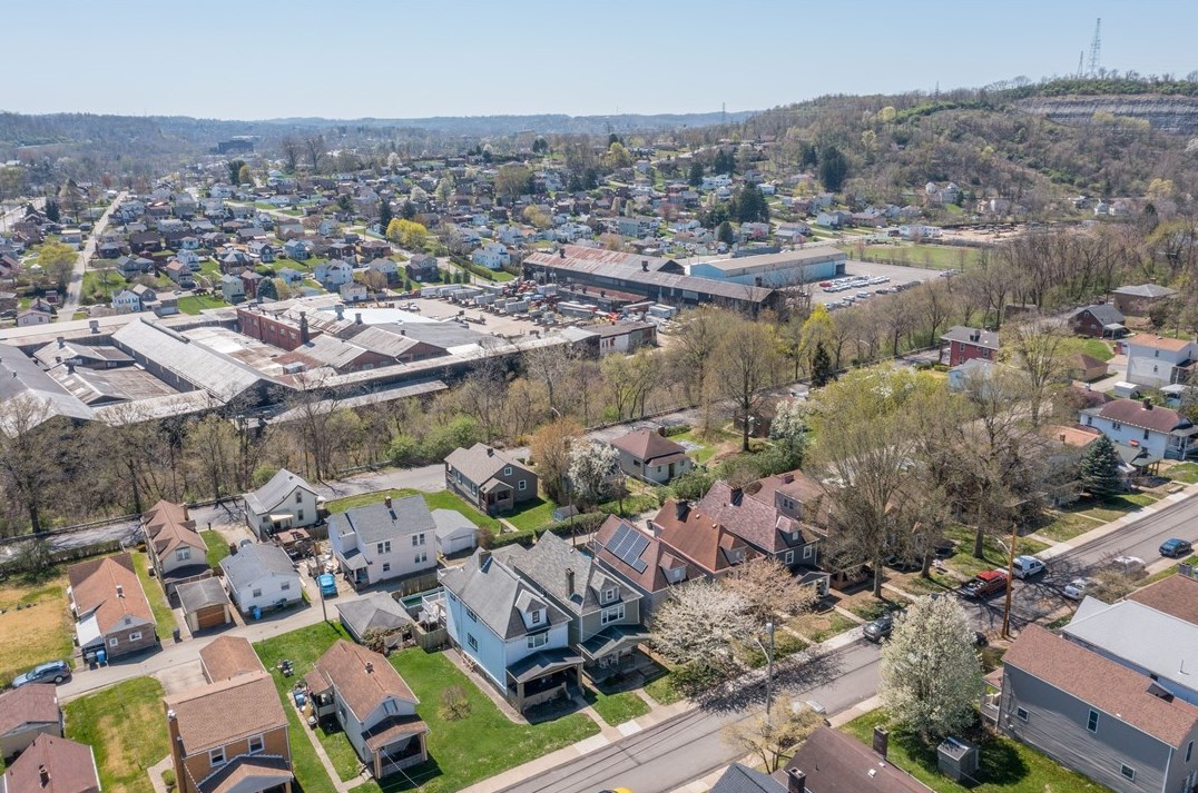 319 Glenn Ave, Collier Township PA  15106-3457 exterior
