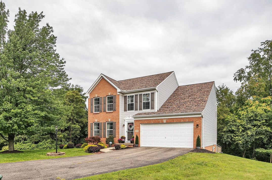 148 Cherrywood Dr, New Kensington, PA 15068
