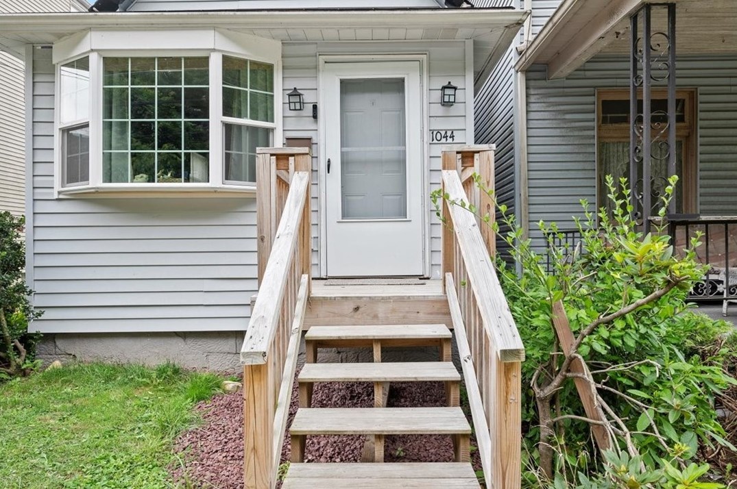 1044 Wall Ave, Monroeville, PA 15140