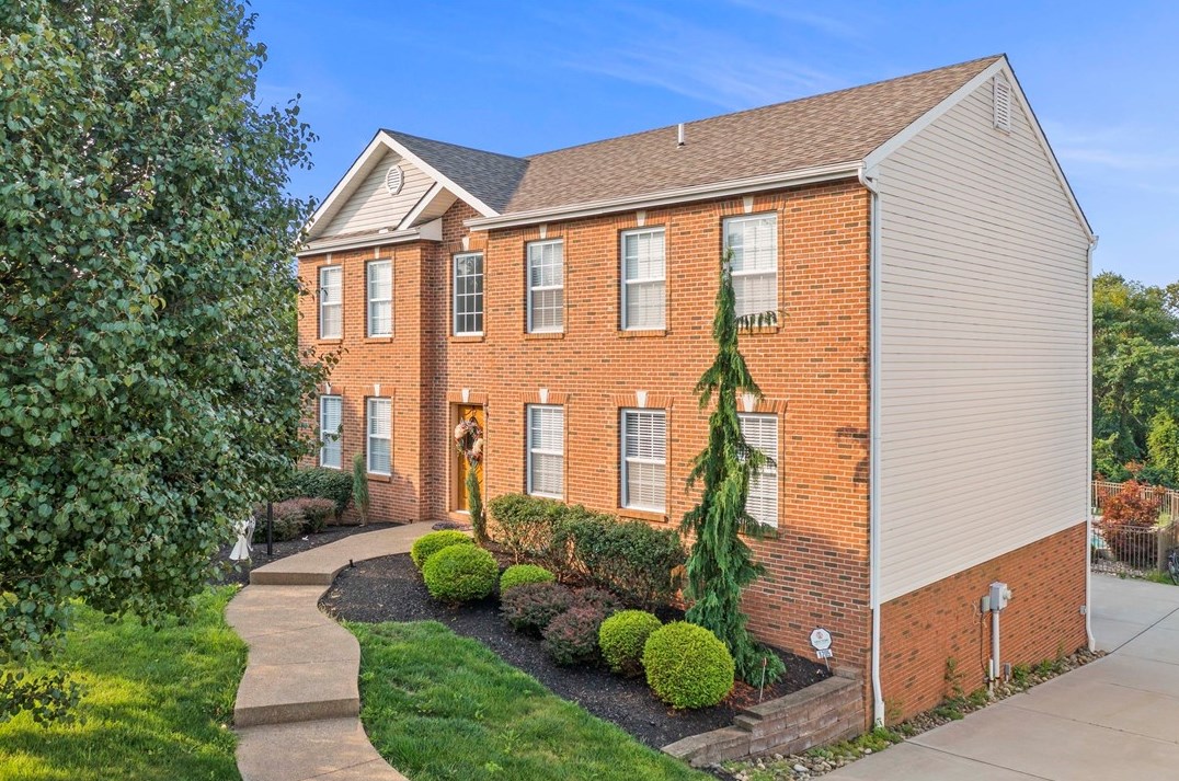 1205 Lucia Dr, Canonsburg, PA 15317