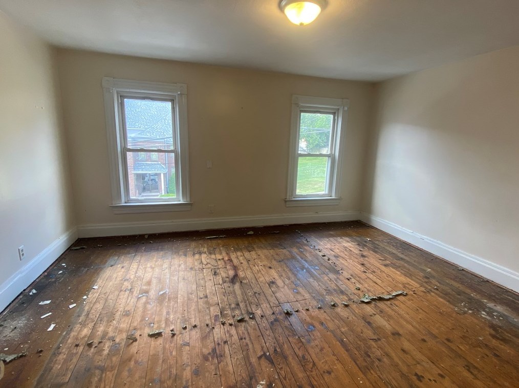 611 3 St, Monroeville PA 15140-1518 exterior