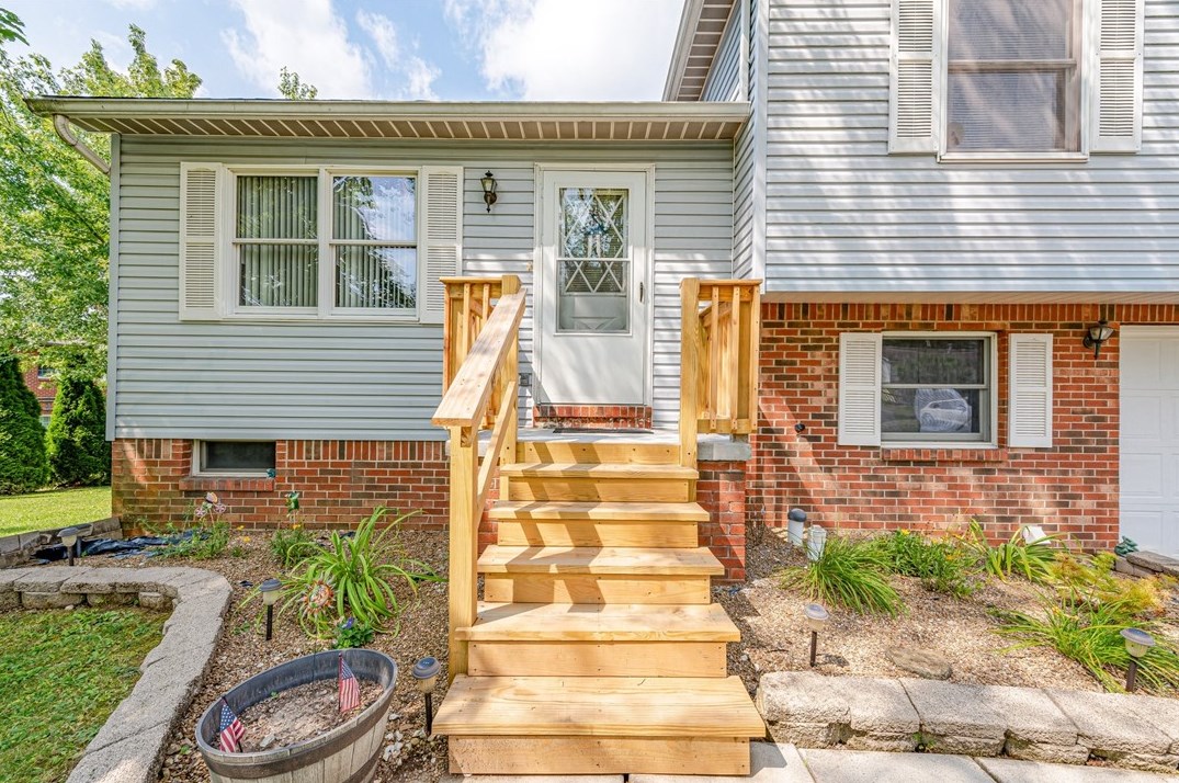 46 Susan Dr, Blairsville, PA 15717-8081