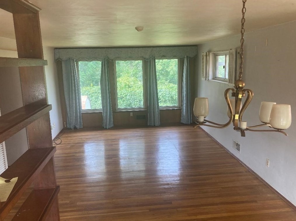 226 Garden City Dr, Monroeville, PA 15146-1732
