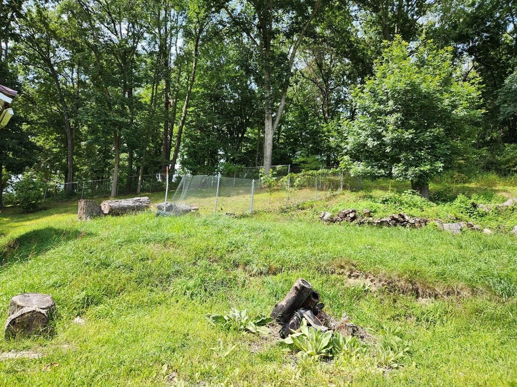 284 Bridge St, Hunker, PA 15639