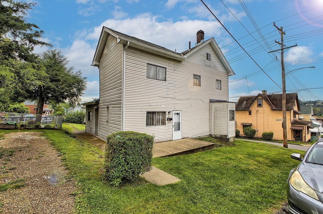 436 27th St, McKeesport, PA 15132