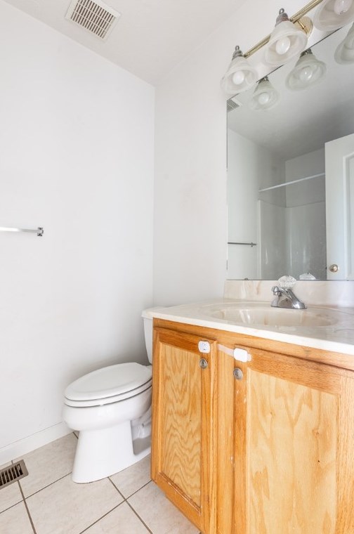 2206 Hyer Ave, North Versailles PA 15137-1182 exterior