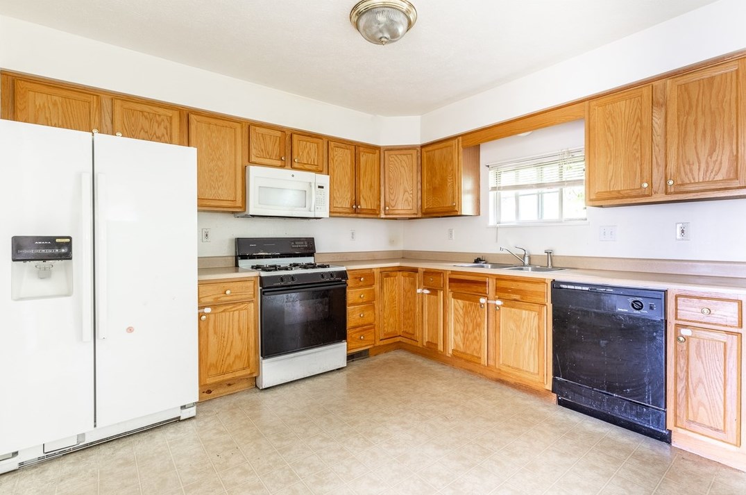 2206 Hyer Ave, North Versailles PA 15137-1182 exterior