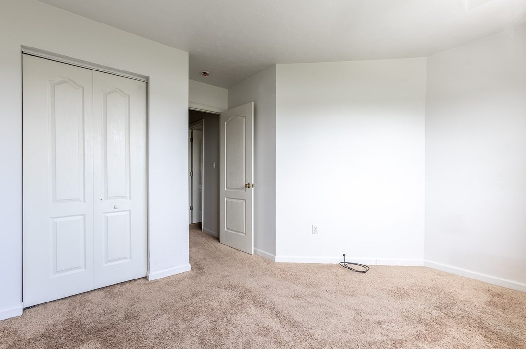 2206 Hyer Ave, North Versailles PA 15137-1182 exterior