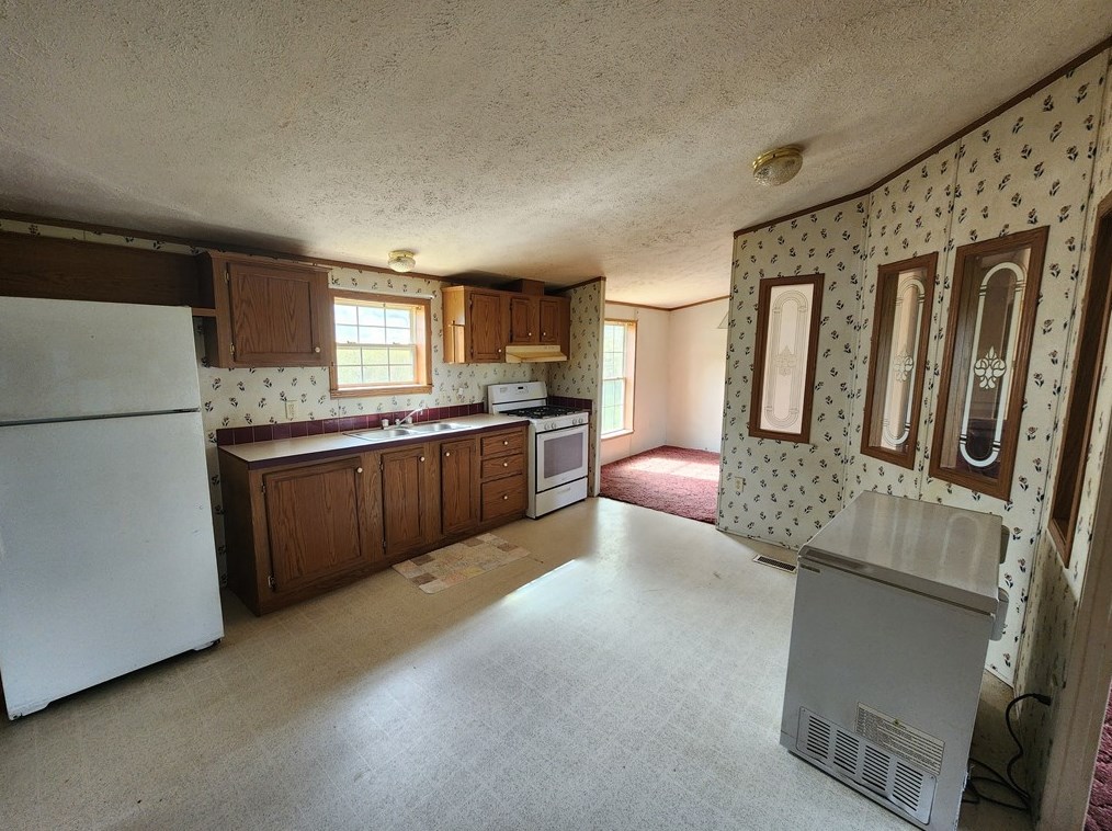 1256 Amity Rdg Rd, Washington PA 15301-6444 exterior