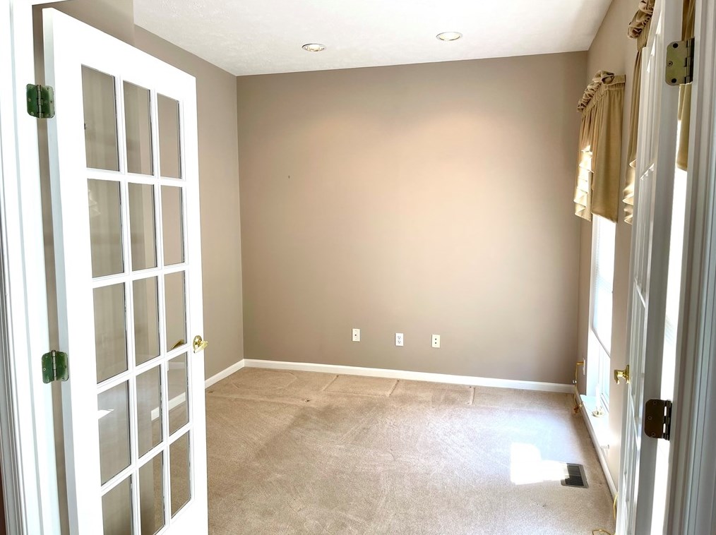 3320 Long Branch Dr, New Castle PA  16105-2926 exterior