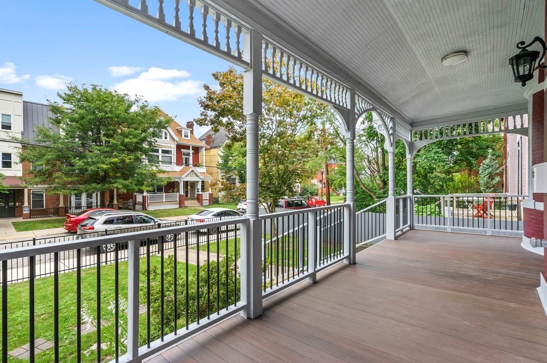 5512 Hays St, Pittsburgh, PA 15206