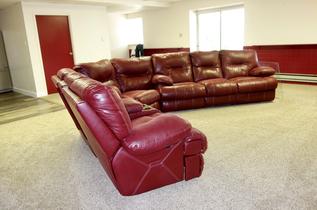 1230 Mounts Rd, Washington PA 15301-8540 exterior