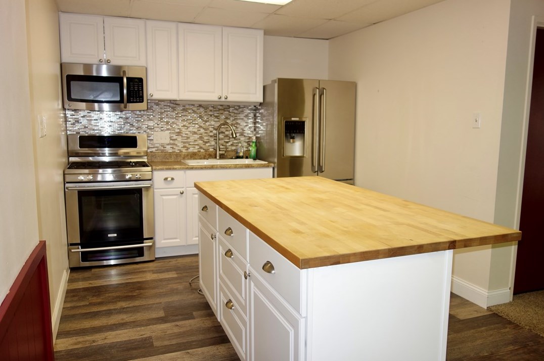 1230 Mounts Rd, Washington PA 15301-8540 exterior